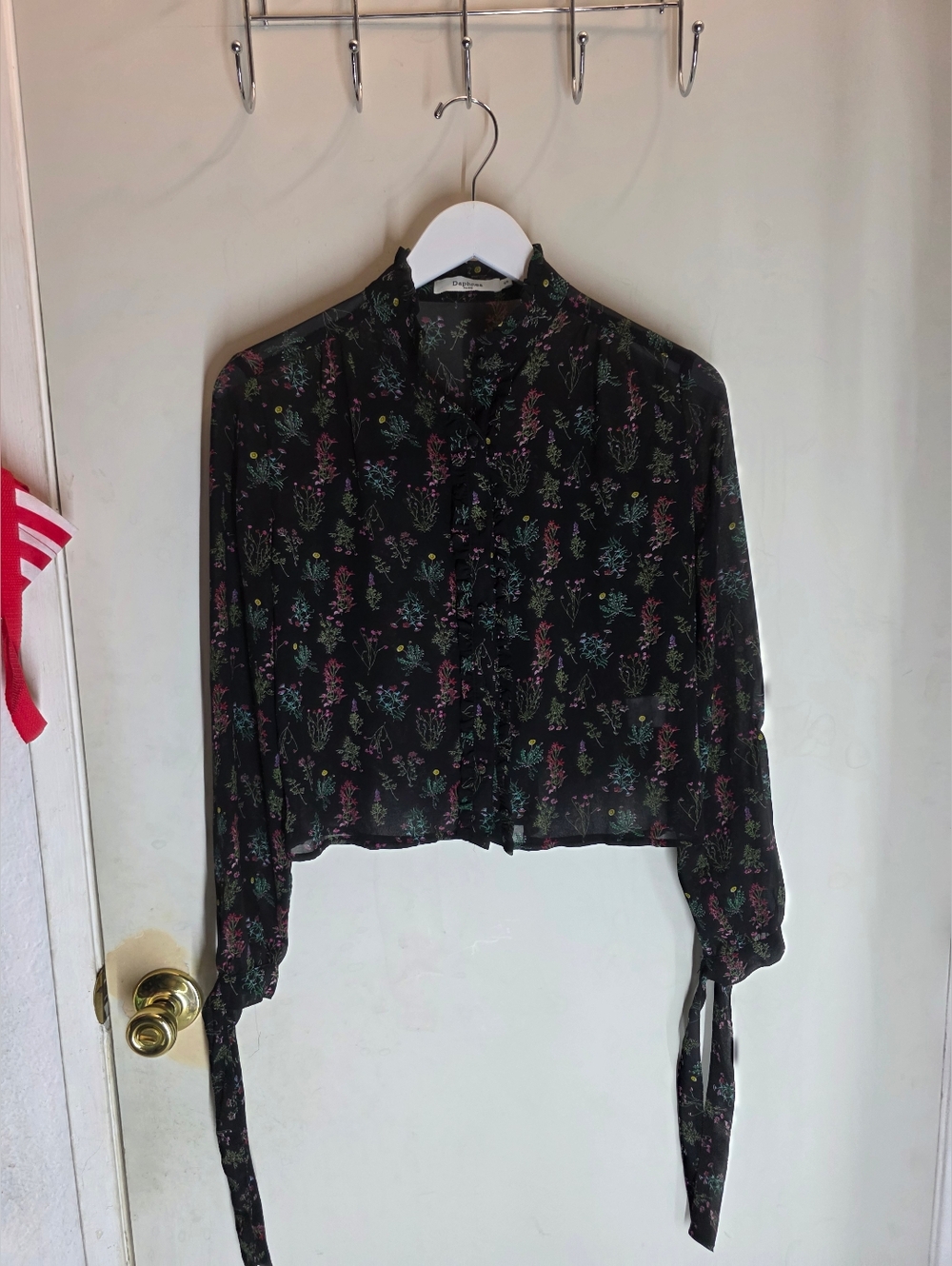 Daphnea Paris Button Down Floral blouse